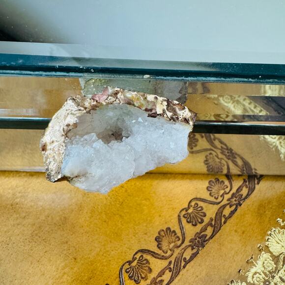 Mirrored Glass Hinged 8" Trinket Jewelry Box W/ Amethyst Geode Knob Gold Trim - Picture 10 of 12